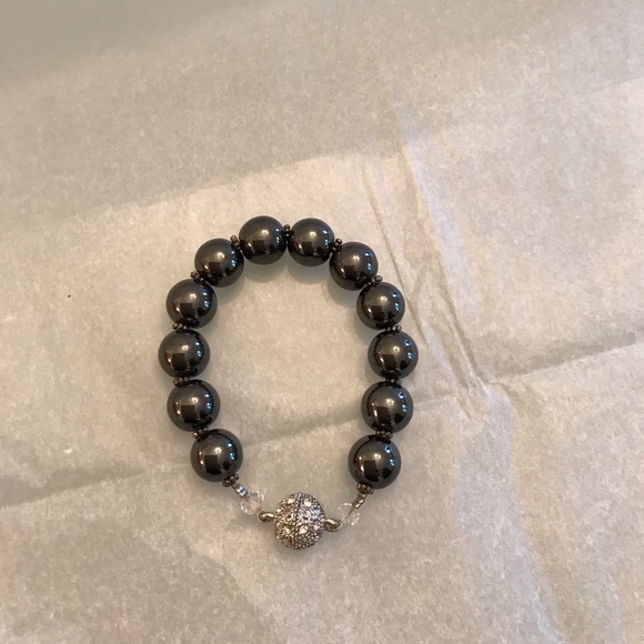 Jewelry - Grapple bracelet
